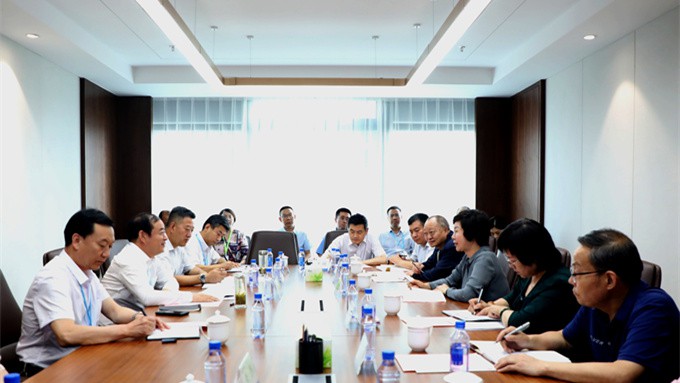 省委組織部副部長(zhǎng)、省人社廳廳長(zhǎng)周麗寧一行來(lái)集團(tuán)調(diào)研指導(dǎo)工作